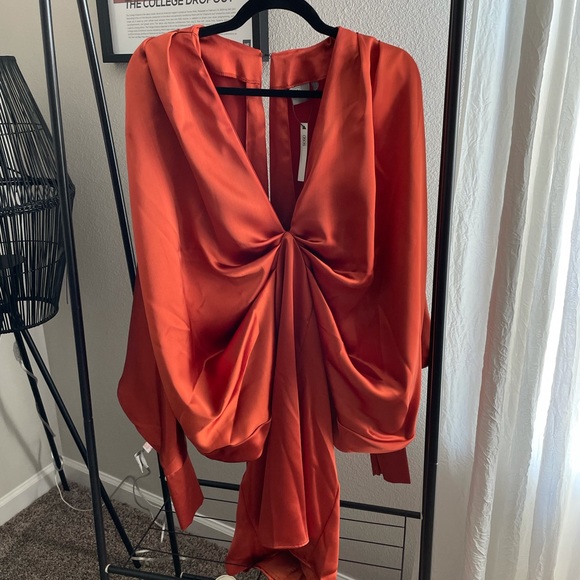 Rust Kimono Sleeve Open Back Dress - Picture 1 of 5